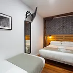 Casual Mardones Konukevi 3*