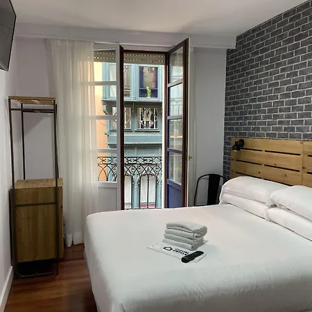 Guest house Casual Mardones 3*