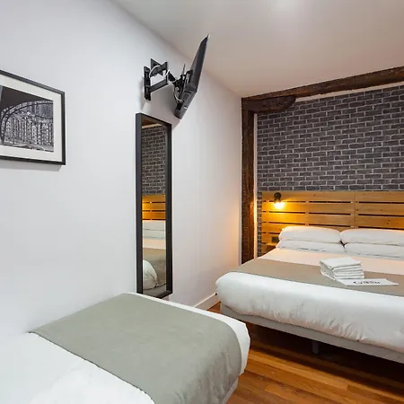 Casual Mardones 招待所 3*