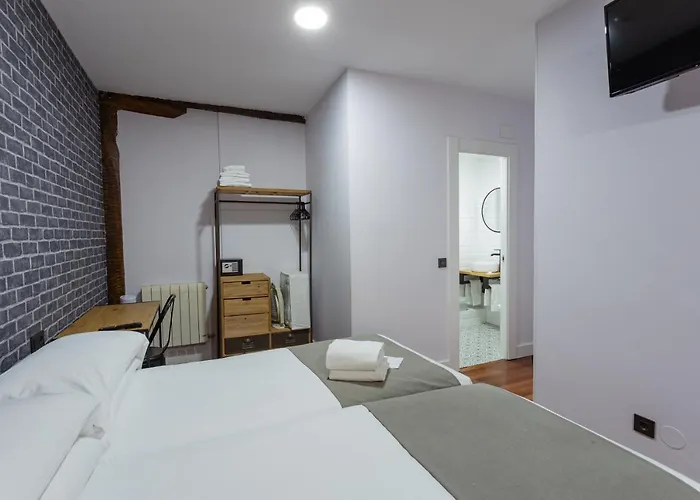 Guest house Casual Mardones 3*