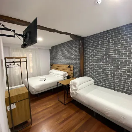 Πανσιόν Casual Mardones 3*